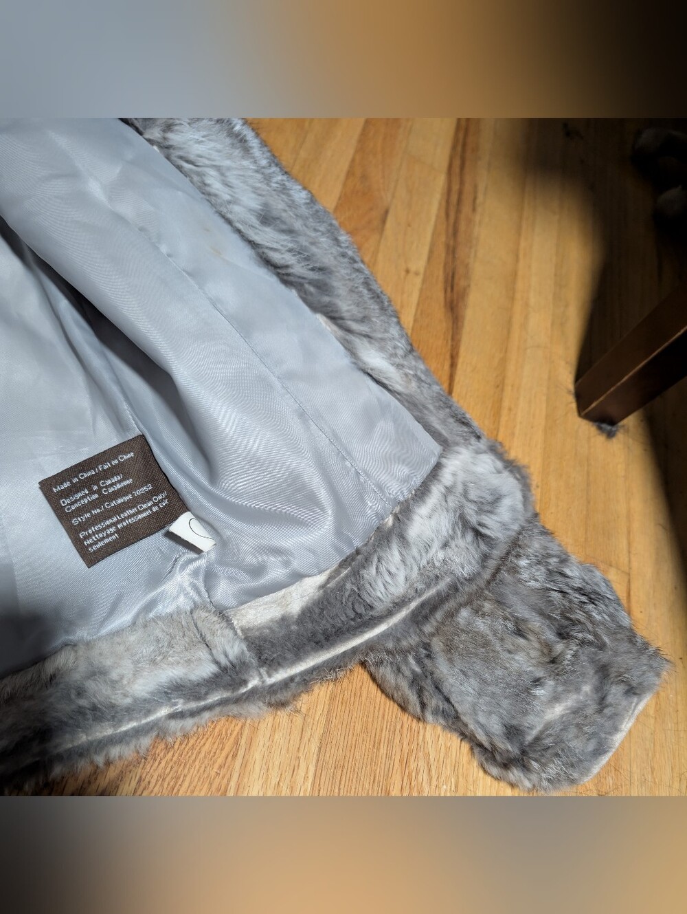 Danier Rabbit Fur Coat - Picture 6 of 9